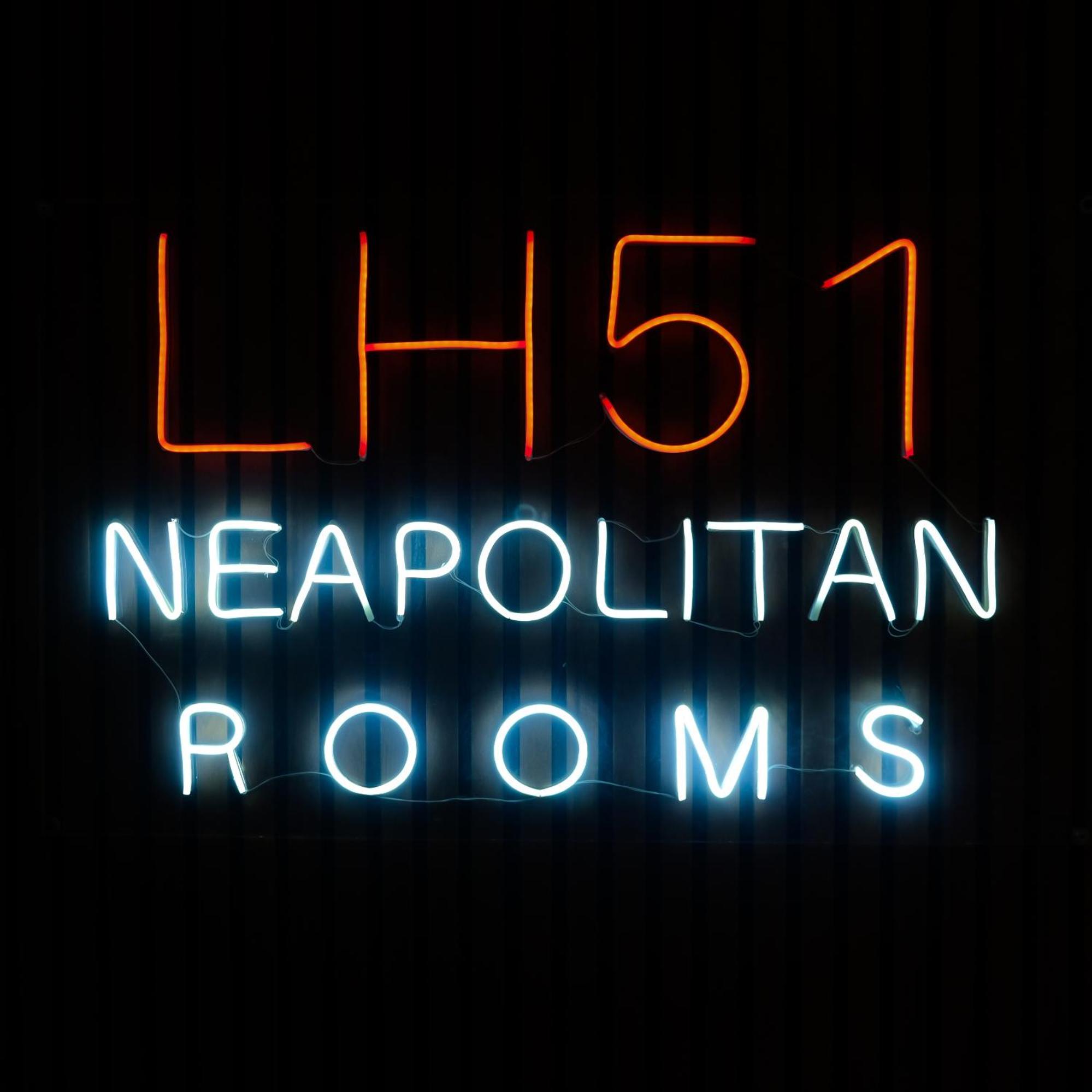 Lh51 Rooms Неаполь Экстерьер фото